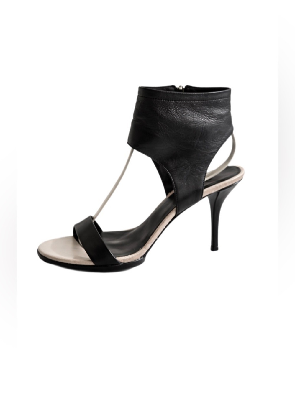Vince Black Leather Ankle Strap Heels Size 8.5 Made in Italy